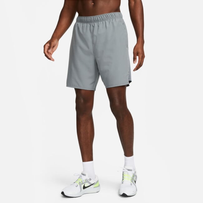 nike run 7 challenger shorts