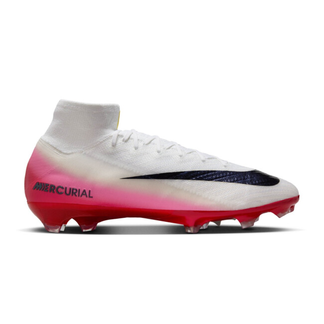 nike air max thea trainers in black and gold