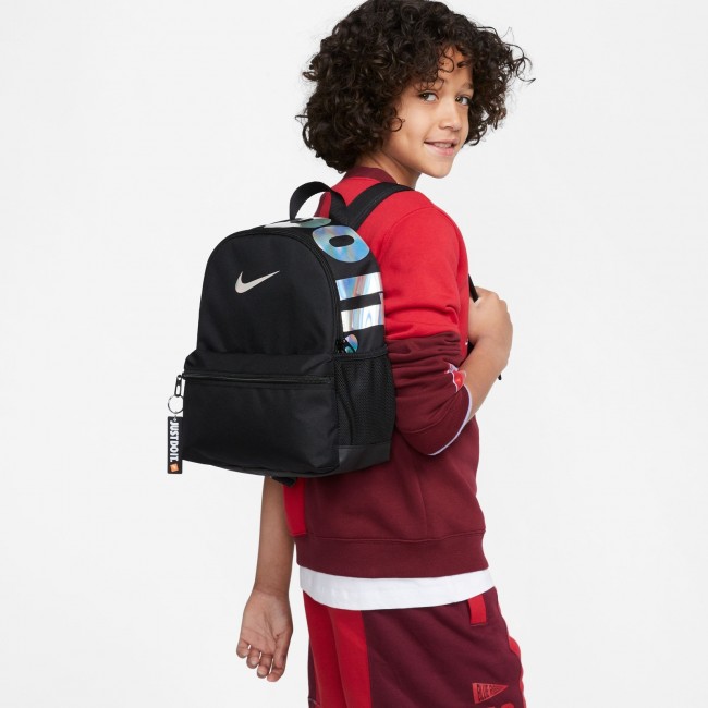 Nike brasilia jdi kids mini backpack 11l Mugursomas P rc tie saist Sportland